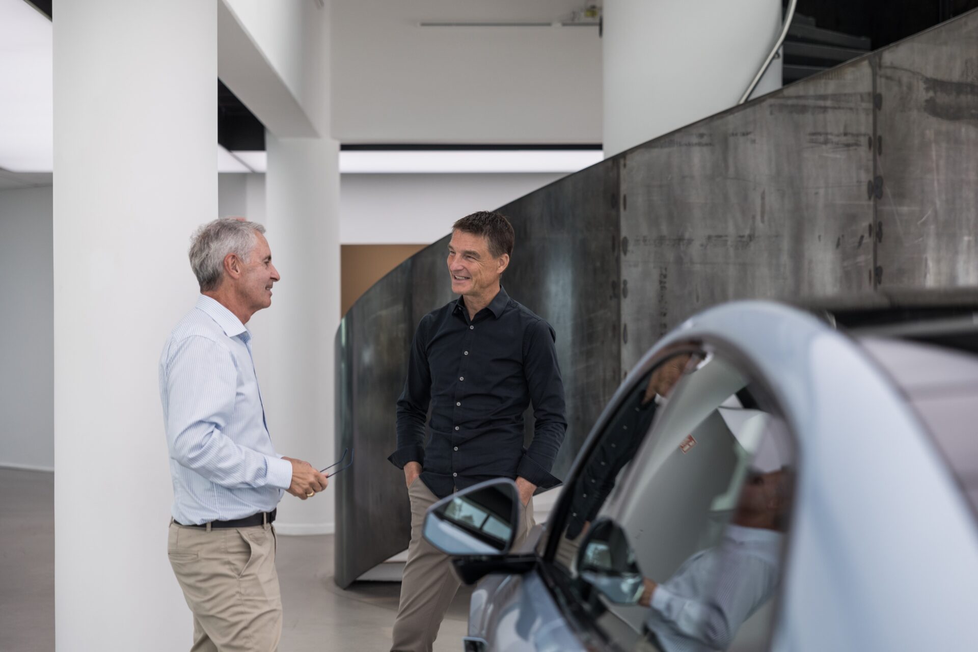 683312_20240820_Polestar_delivers_first_customer_Polestar_4_SUV_coup_s_in_Europe