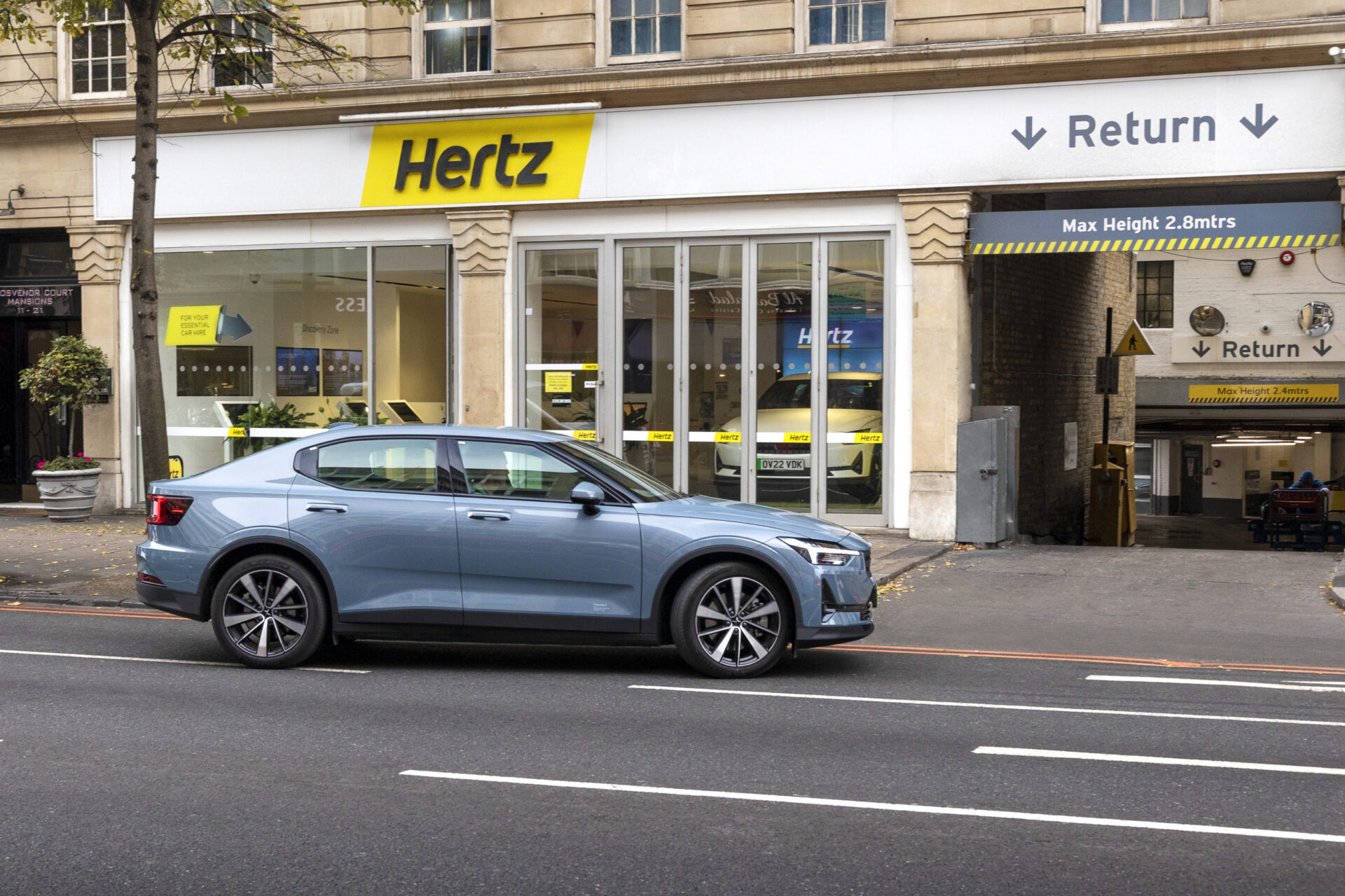 Hertz passt Strategie an: 30.000 Elektroautos sollen 2024 verkauft werden
