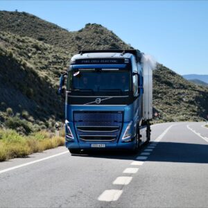 Volvo Trucks setzt auf Wasserstoff-Lkw
