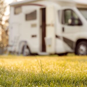 Camping mit dem Wohnmobil: So gelingt der perfekte Urlaub