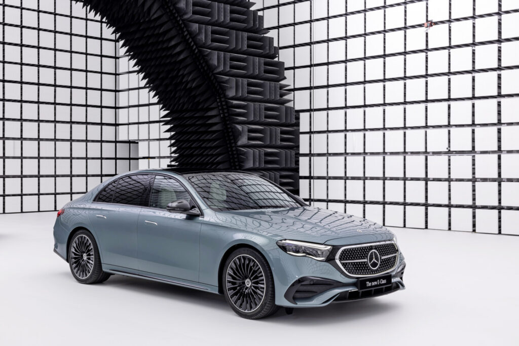 Mercedes-Benz E-Klasse | 2023 

Mercedes-Benz E-Class 2023