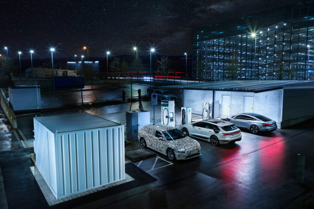 With 100 to 540 volts at its disposal, Audi uses the grid simulator to replicate power grids from around the world at its Ingolstadt site, enabling developers to test the charging performance of electric cars.