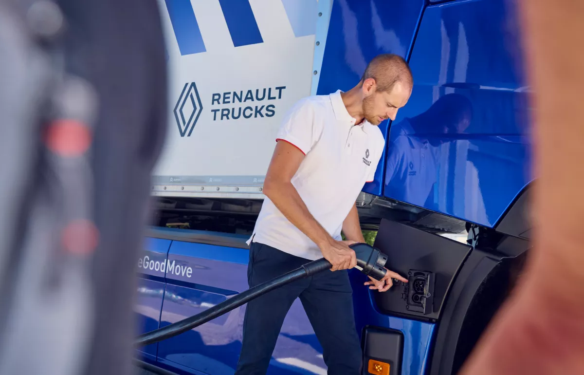 Renault Trucks erweitert 360-Grad-Strategie mit Mobilize Power Solutions