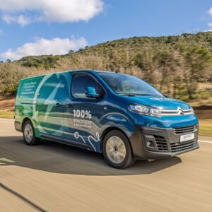 Elektro-Nachrüstung für Transporter: So startet Stellantis die grüne Offensive