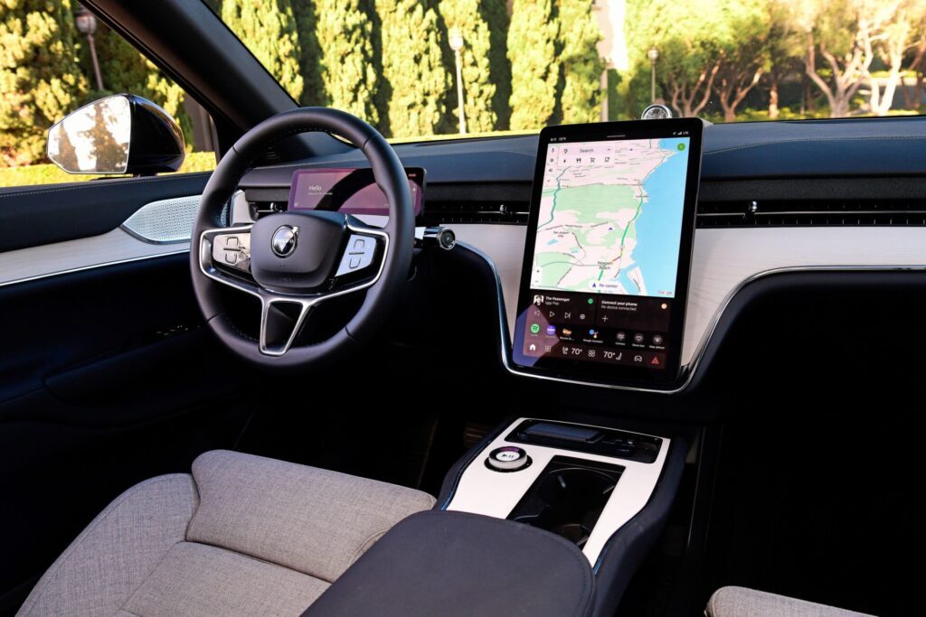 Volvo EX90