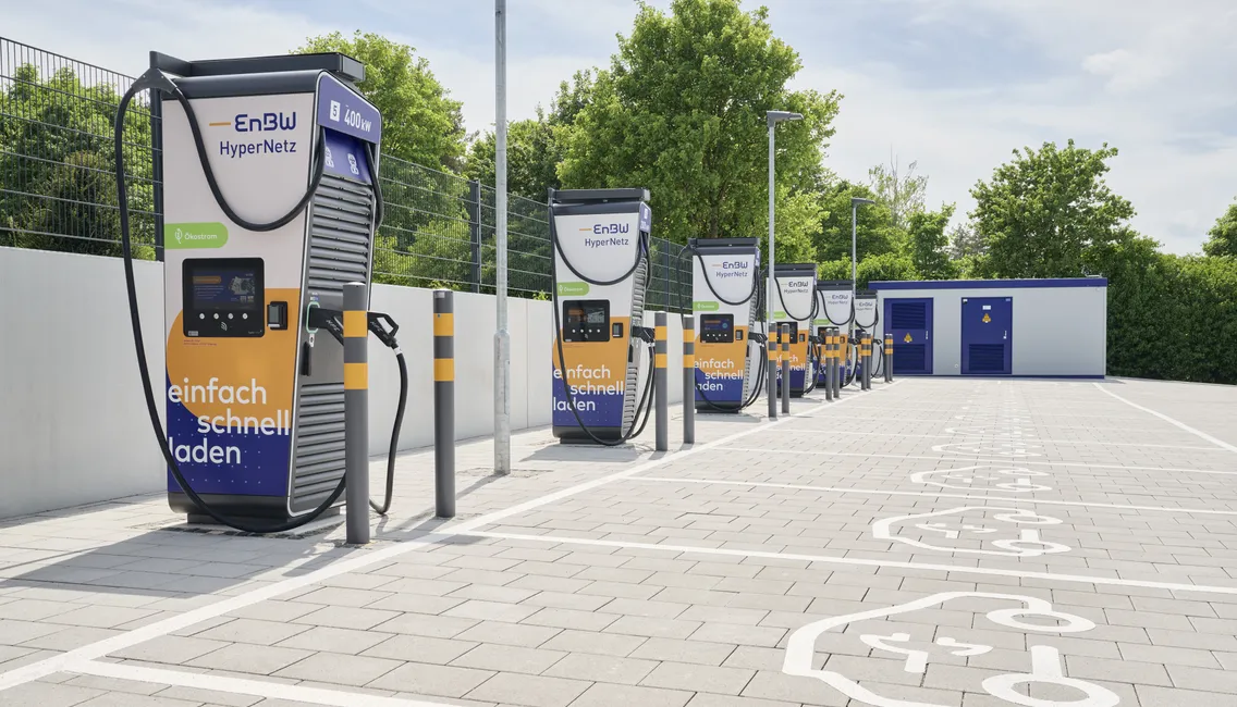 EnBW, einkaufen und laden: So bequem wird Schnellladen beim Supermarkt