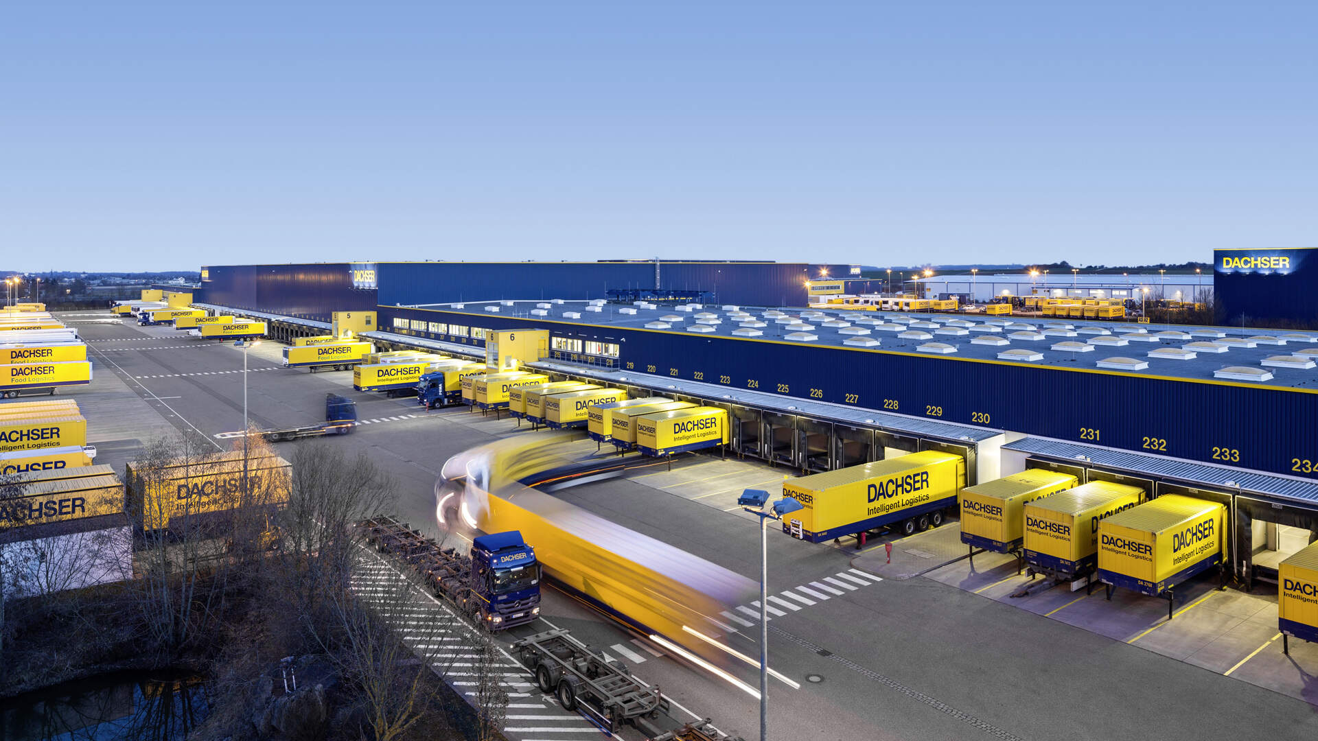 DACHSER und Mercedes elektrisieren den Fernverkehr mit dem eActros 600