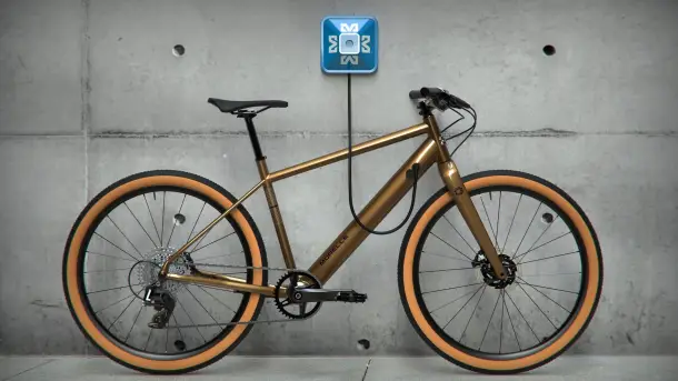 Morelle zeigt, wie sich das E-Bike innerhalb 15 Minuten laden lässt