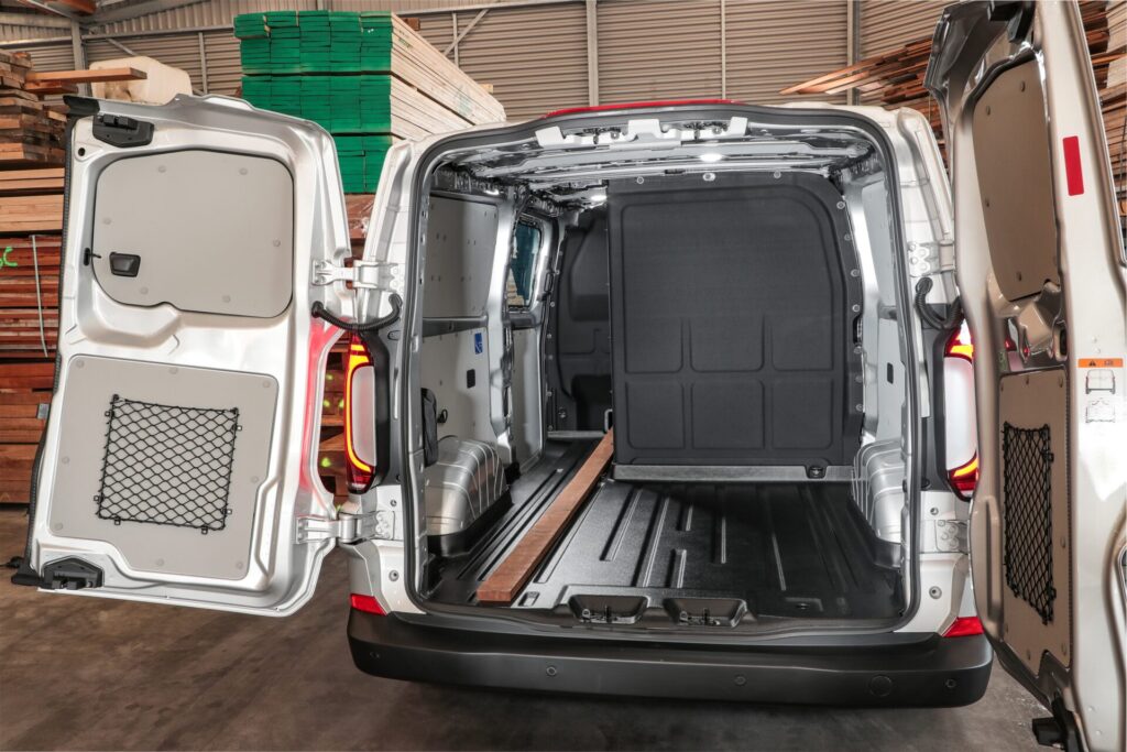 Volkswagen Nutzfahrzeuge, Transporter L-Trennwand 1k