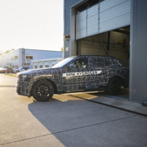 Mit Wasserstoff in die Zukunft: Der BMW iX5 Hydrogen startet durch