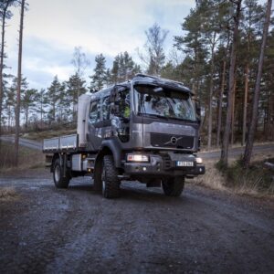 Volvo FL 4×4 überzeugt als robuster Allrad-Lkw für härteste Bedingungen