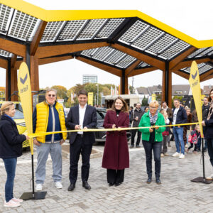 Neue Fastned Schnellladestation – 400 kW Power
