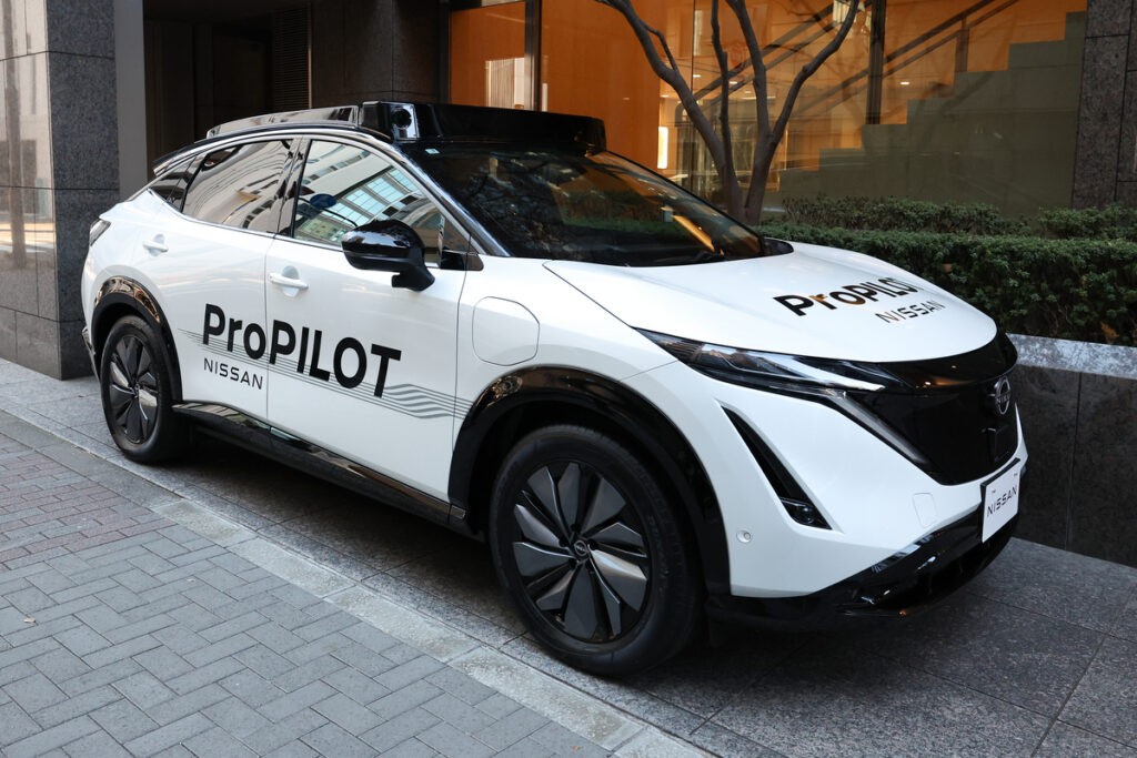 Autonomes Fahren,Nissan,Wayve 251210-01_Nissan_Wayve_014-1200x800