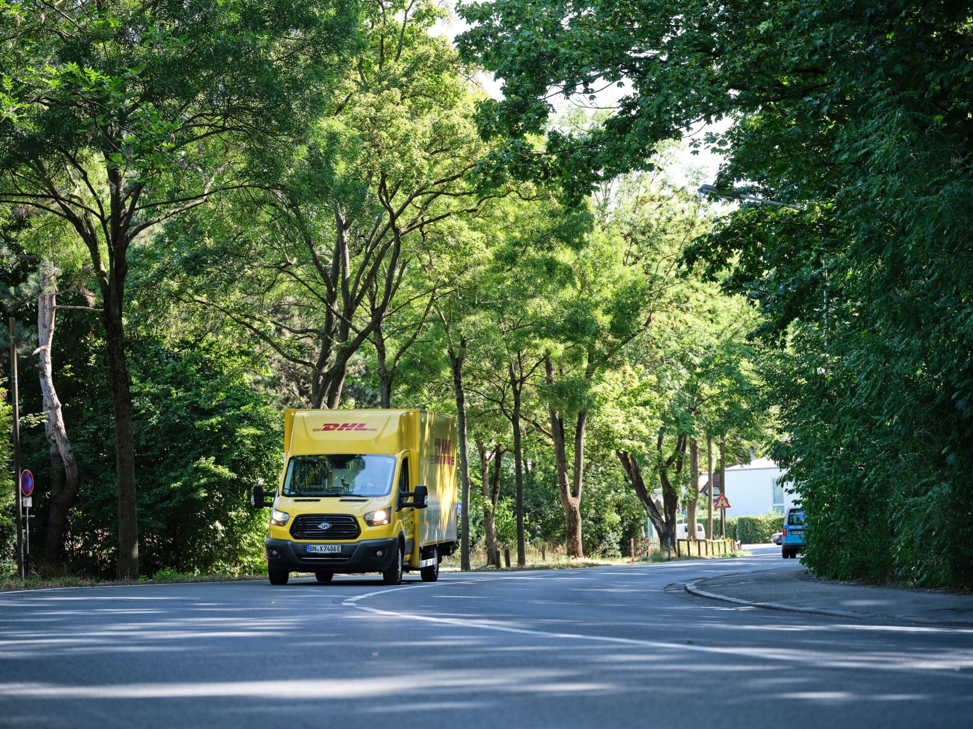 Warum DHL beim Thema Nachhaltigkeit neue Maßstäbe im Transport setzt