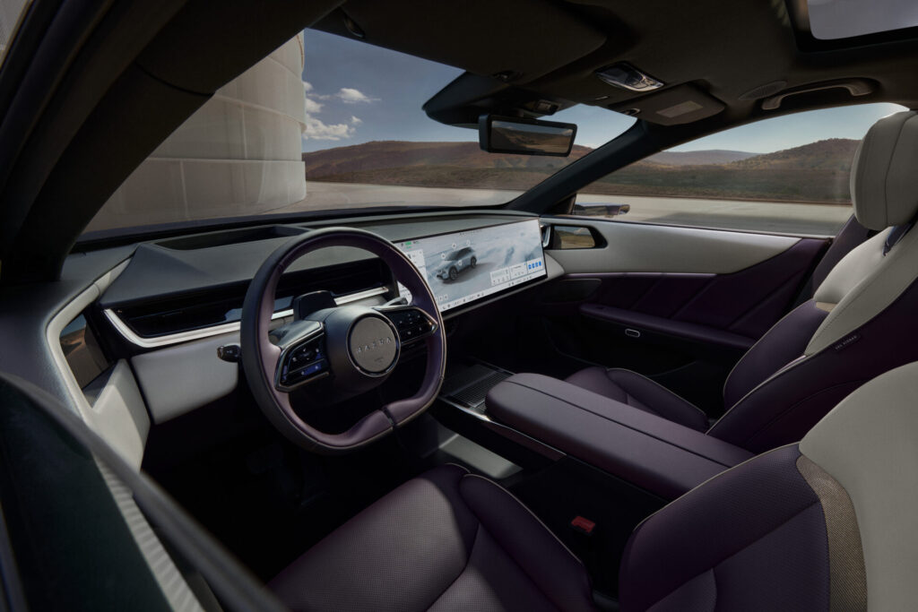 Mazda CX-6e mazda_cx-6e_global_nv_int_02