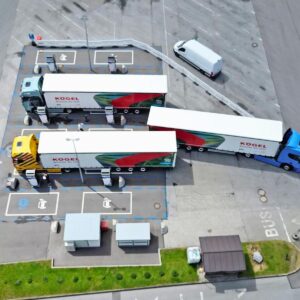 eTruck Ladepunkte mit 400 kW: Neuer Reservierungsservice startet in Bayern